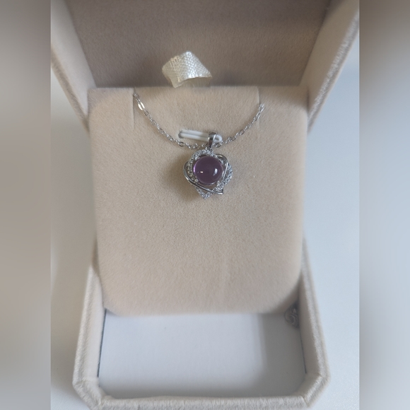***NEW .925 sterling silver Amethyst necklace